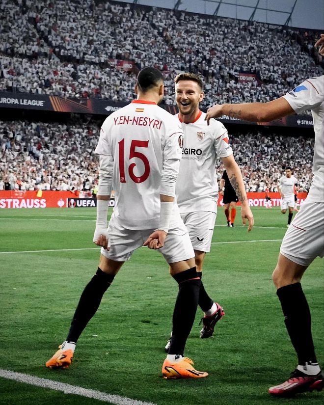 巴拉多利德塞维利亚